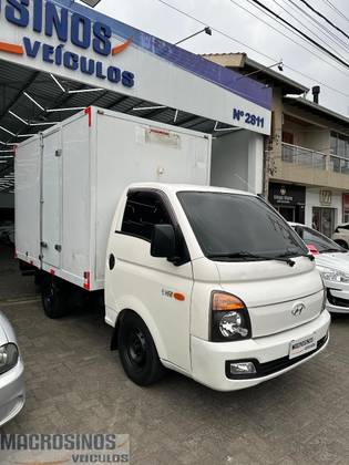HYUNDAI HR 2.5 LONGO SEM CAÇAMBA 4X2 16V 130CV TURBO INTERCOOLER DIESEL 2P MANUAL
